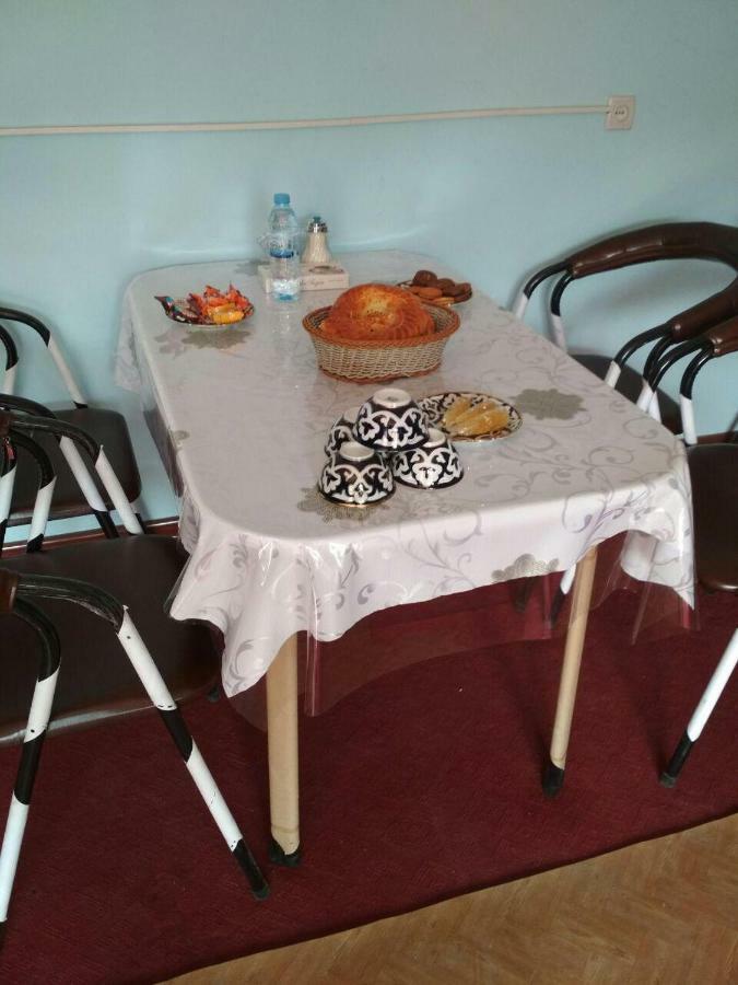 Hostel Farovon Marghilon Luaran gambar